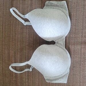 Victoria's Secret T-shirt Bra